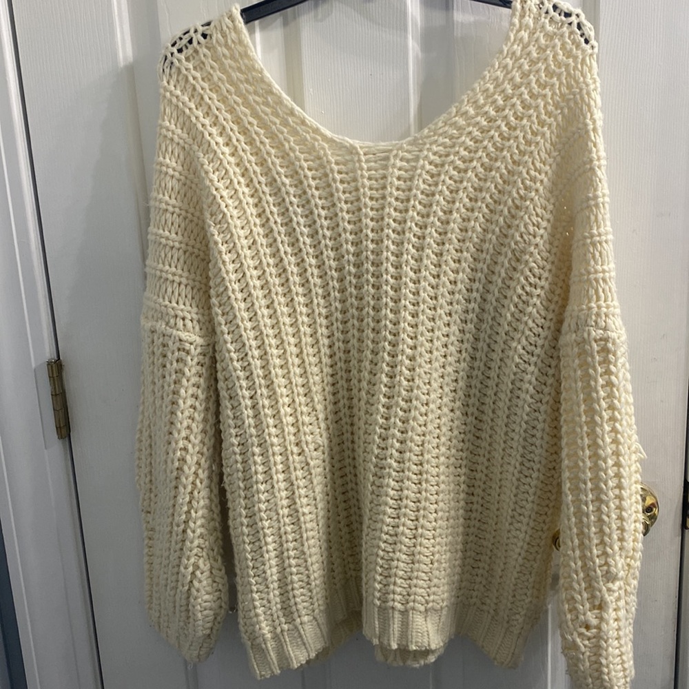 Small-KylMi - Picture 2 of 3